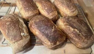 Thōe Bread Was Overbaked